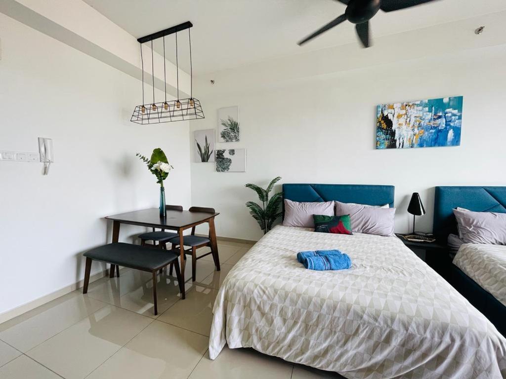 Homestay I-City Cantik, Tenang, Wifi, 4K Smart Tv, Netflix, Coway, Free Parking Shah Alam Exteriér fotografie